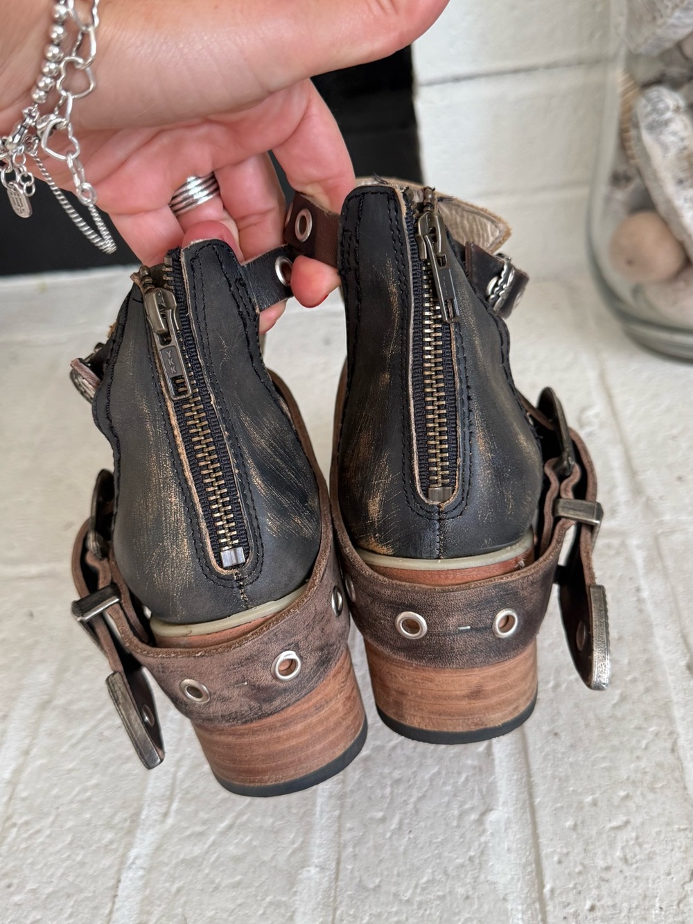 Freebird by Steven Leather Harness Ankle Boots Distressed Black Brown Size 9 - Picture 4 of 11